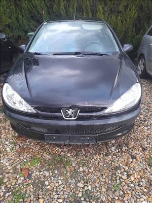 Peugeot 206 bontott alkatrészei