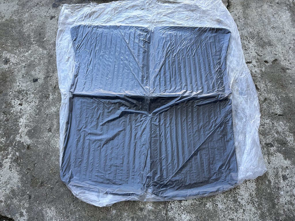 Új Tesla Model Y csomagtértálca gumi jó minőségi méretpontos 7. kép