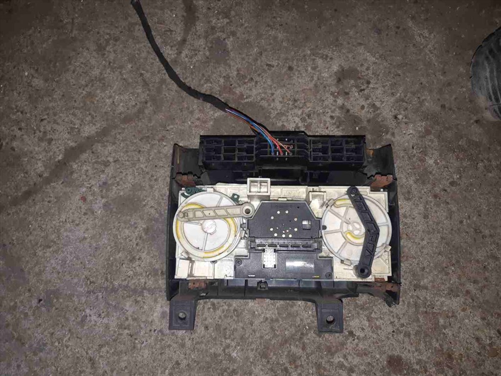 Opel Zafira A Fûtéskapcsoló 024 420 732 2. kép