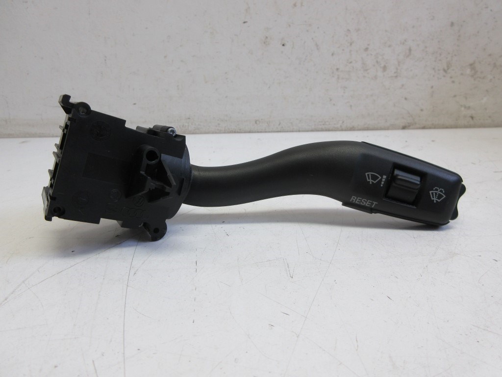 Audi A4 4 ajtós (8E B7) ablaktörlõ kapcsoló 4E0953503B 1. kép