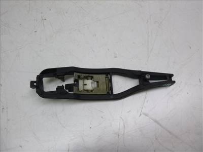 Bmw 3-as sorozat E46 (E46) jobb hátsó kilincsfészek 51218216122