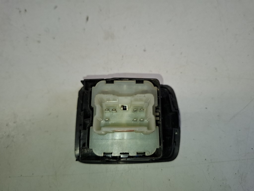 Dacia Sandero (B52) bal elsõ ablakemelõ kapcsoló 254116484R 3. kép
