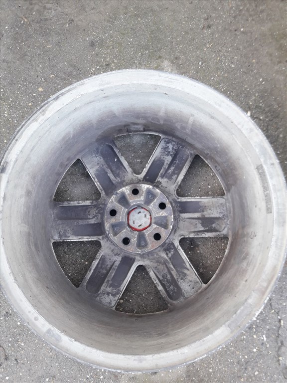 Renault Espace IV <p>Gyáriszám:<br> 16921</p><p>Felni méret: 17"</p><p>Furatszám: 5</p><p>Osztókör: 108.0</p><p>ET szám: 5CH50</p><p>Állapot: Normál</p><p>Érdeklõdéskor hivatkozzon erre: KIN-40076</p><p>Bármire van szüksége hívjon bizalommal!<br>Kizárólag munkaidõben hétfõtõl - péntekig 8-12 13-16 óráig!<br>Alkatrészek széles választékban!<br>Hivatalos Regisztrált Autobontó Kecel!<br>Vásároljon Megbízható Helyrõl Beszerelési Garanciával Profiktól!</p> 50000 6. kép