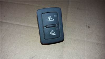 Audi A3 8P Riasztó Kapcsoló 8P0 962 109