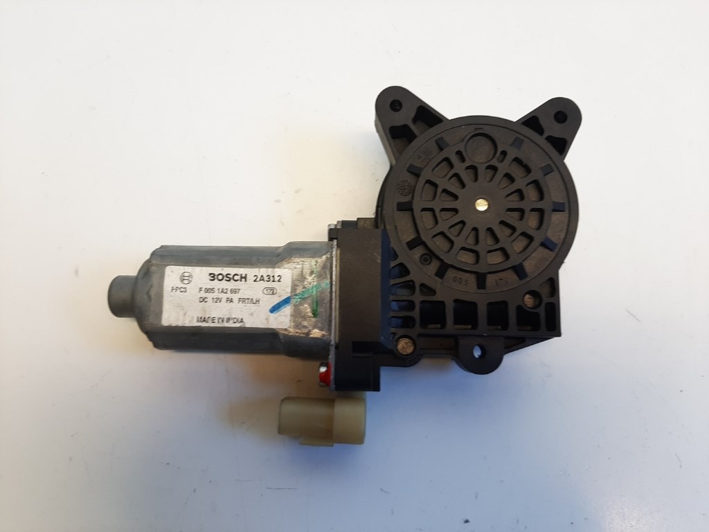 Hyundai I 10 (PA) bal elsõ ablakemelõ motor 2. kép