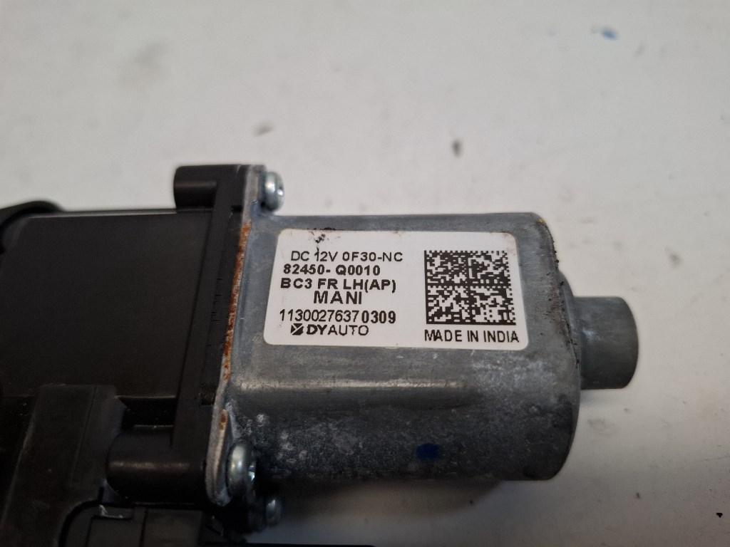 Hyundai I 20 (BC3/BI3) bal elsõ ablakemelõ motor 82450Q0010 3. kép