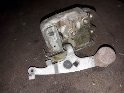 Mitsubishi L300 Bal Tolóajtó Zárszerkezet