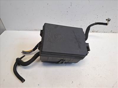 Opel Adam bal biztosítéktábla motortér 39071624