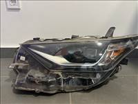 Eladó Toyota Auris Bal LED fényszóró (E180)