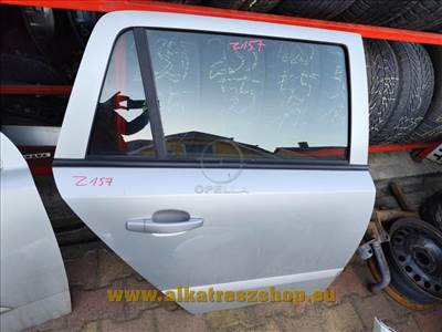 Opel Astra H jobb hátsó kombi ajtó Z157 