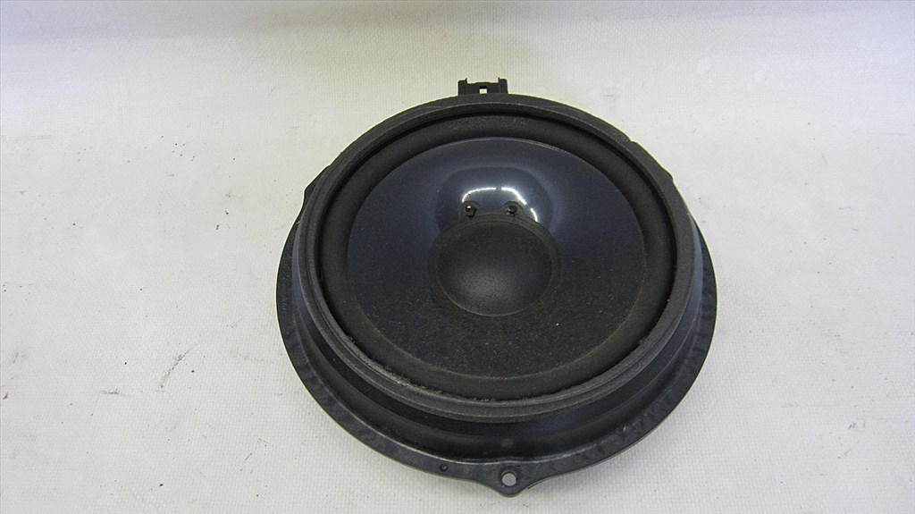 Ford Focus II MK2 2 Facelift Eladó gyári, bontott jobb, bal hátsó hangszóró, 10000 ft/db 1. kép