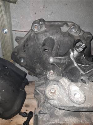 Opel meriva a 1.3cdti váltó