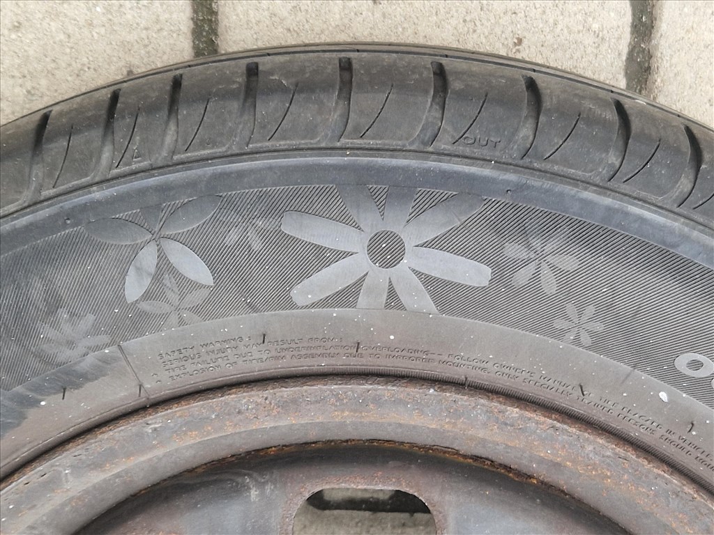  5x100 15" lemezfelni pár Hankook nyári gumival (26131) 6. kép