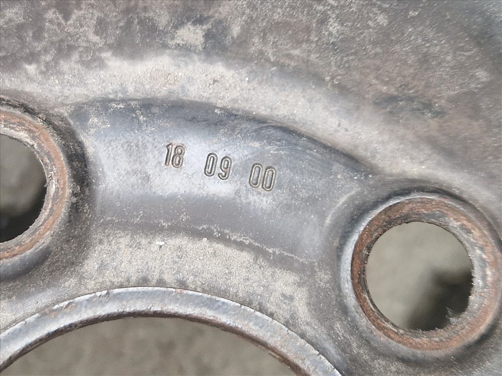  5x100 15" lemezfelni pár Hankook nyári gumival (26131) 9. kép