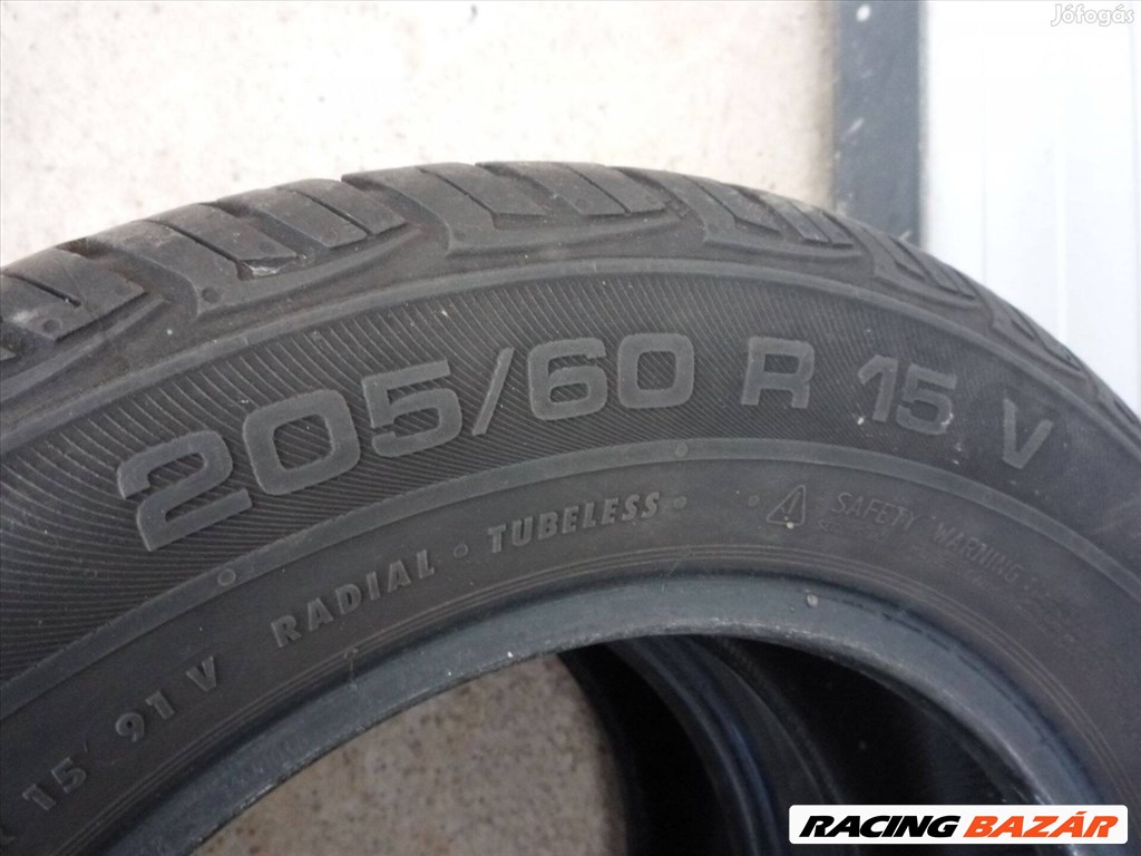 205/60R15 Uniroyal gumi 2db szinte újszerű állapotban eladó! 5. kép