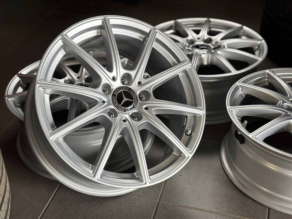 Mercedes 17" 5x112 gyári alufelni eladó 17 coll W205 W206 A B C CLA 9. kép