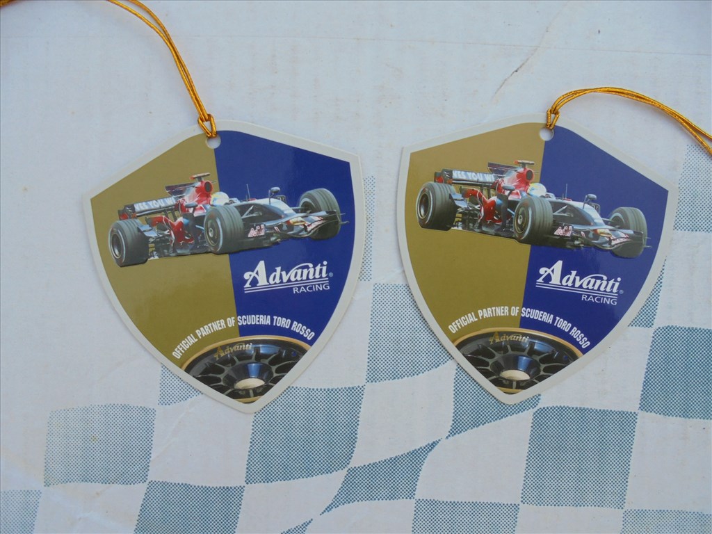 Új 15-ös 5 x 108-as Advanti racing alufelni dobozában eladó 4. kép