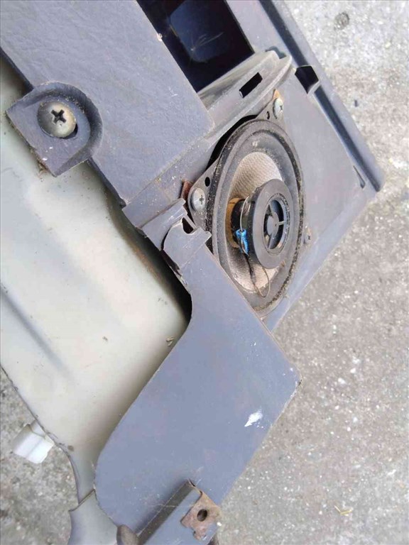 Suzuki Swift II 92-03 Mûszerfal Héj 10. kép