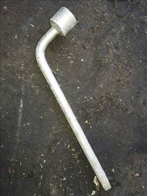 Mazda 3 -09 Csőkulcs Kerékhez