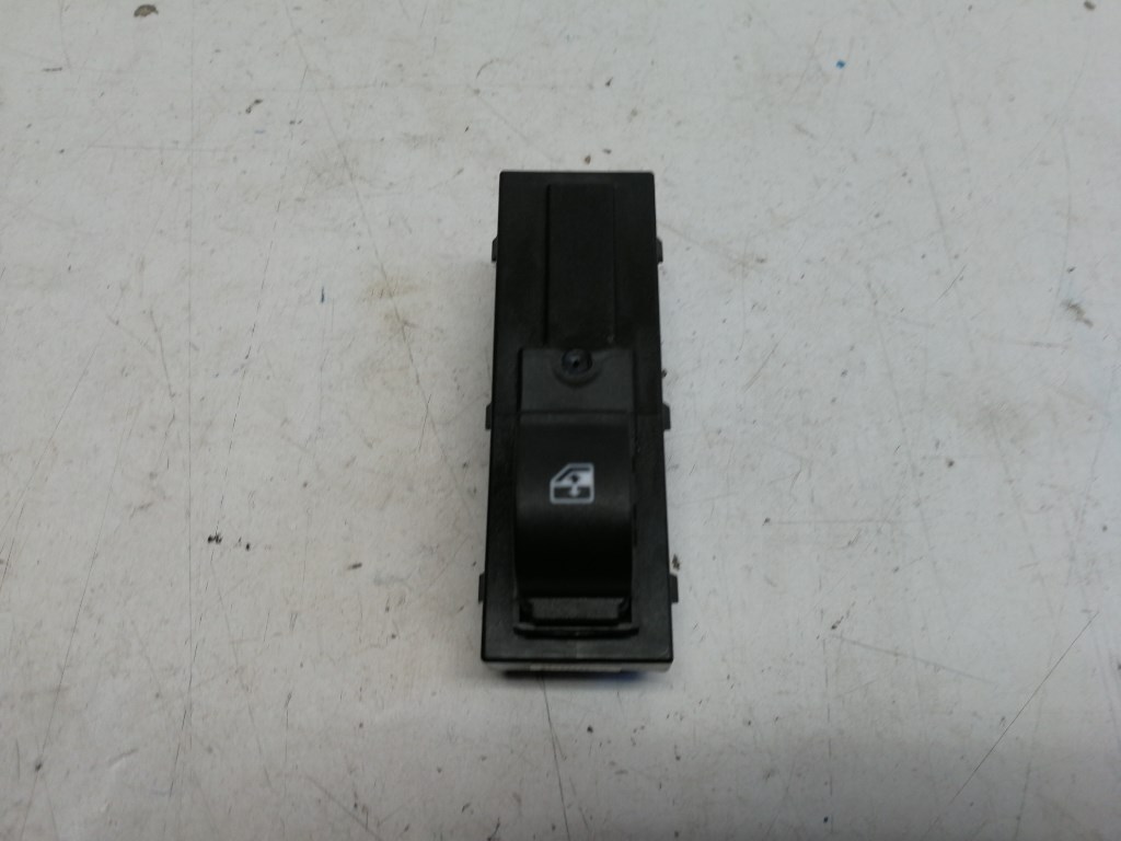 Fiat Tipo jobb hátsó ablakemelõ kapcsoló 07356546670 1. kép