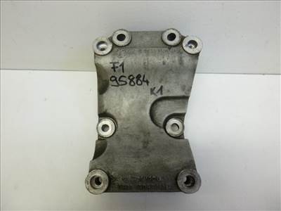 Ford Focus  klímakompresszortartóbak (klímakompresszor tartó) 98FF19D624AC