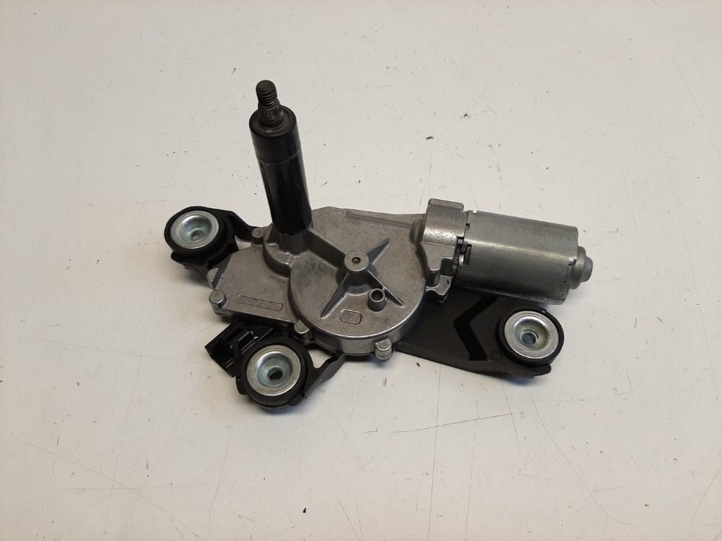 Ford Focus 5 ajtós hátsó ablaktörlõ motor BV6117K441A 0390201205 1. kép