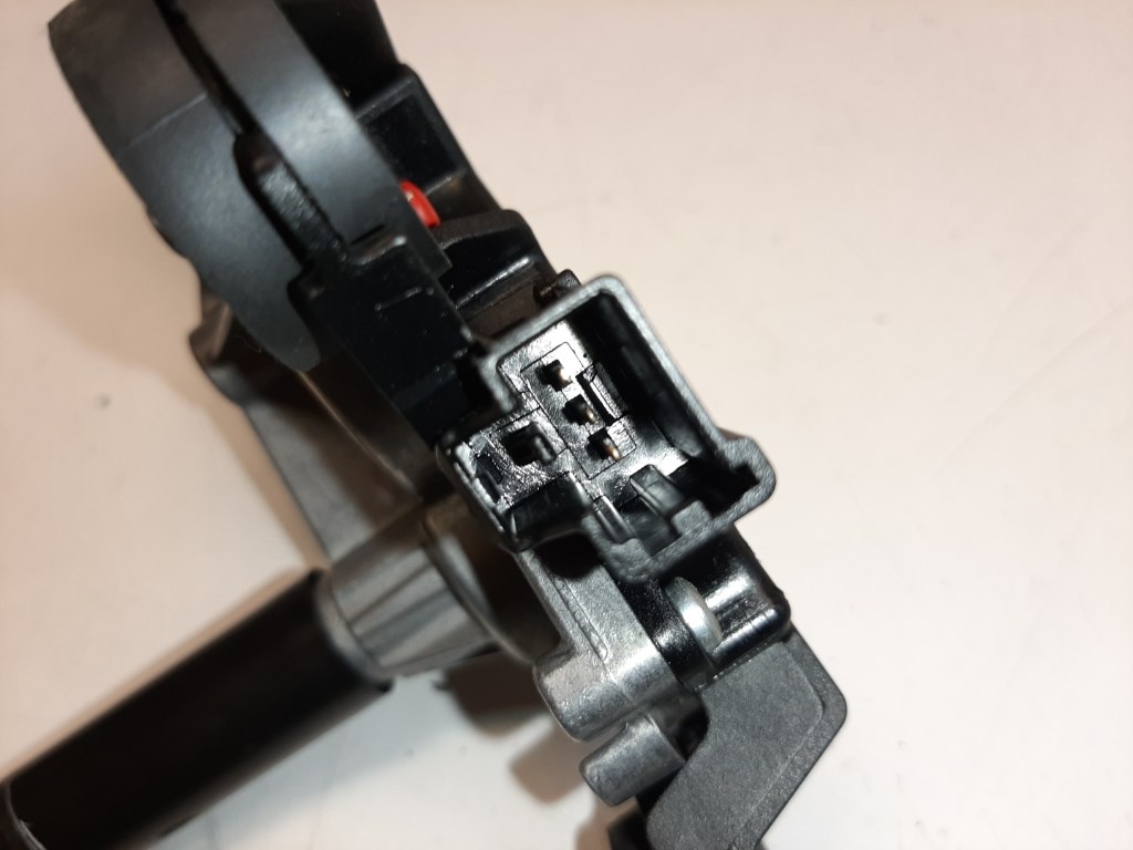 Ford Focus 5 ajtós hátsó ablaktörlõ motor BV6117K441A 0390201205 4. kép