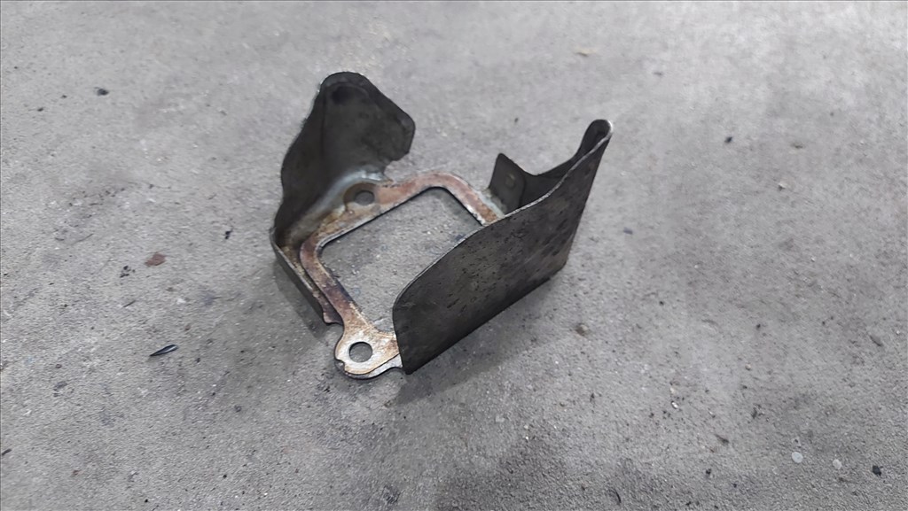 Ford Transit Custom MK7 MK8 12 Kipufogó csonk hővédő lemez borítás 522 bk2q9h454da 3. kép