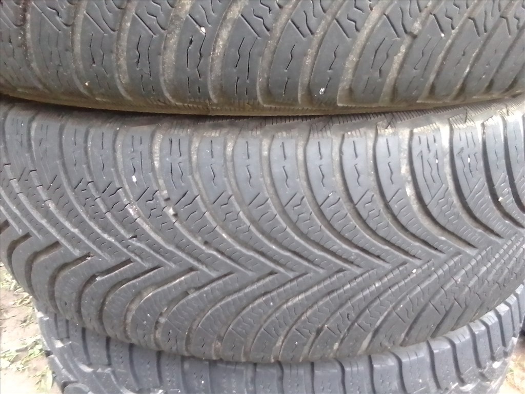  195/65R15 Michelin Alpin5 téli gumi  4. kép