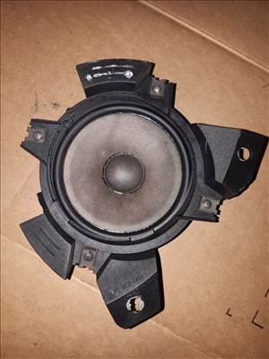 Volkswagen Golf V Plus Bal Első Ajtó Hangszóró 5M0 035 241