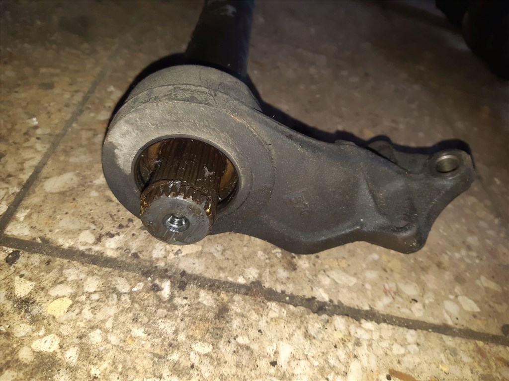 Mazda 5 05-10 Jobb Elsõ Belsõ Féltengely 2. kép