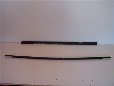 Opel Astra H kombi jobb hátsó vízlehúzó