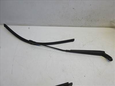 Renault Modus jobb első ablaktörlő kar 8200360824A