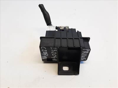 Toyota prius (XW20) akkumulátor biztosíték 1798GA1