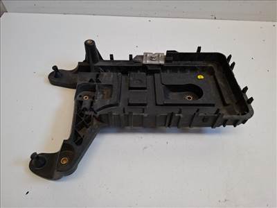 Volkswagen Scirocco  akkumlátor tartó 1K0915333H