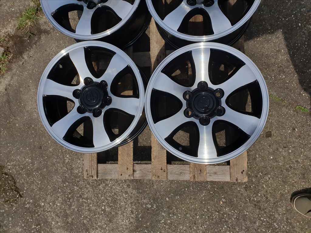 17" 6x139,7 Toyota Land Cruiser 2. kép
