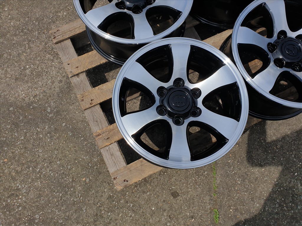 17" 6x139,7 Toyota Land Cruiser 4. kép