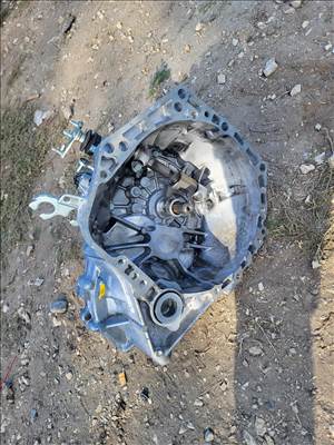 Toyota Aygo (AB40) kèzivàlto Mechanikus Vàltó ,Manuàlis