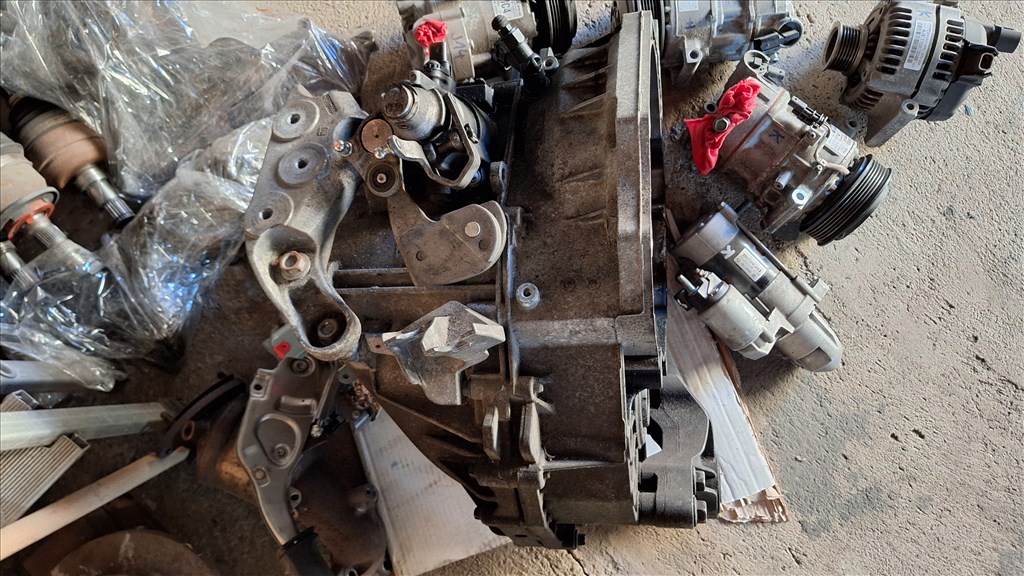 Opel Astra K sebességváltó 1.6 biturbó B16DTR 1. kép