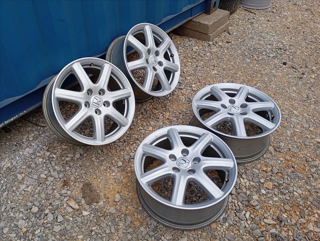  4 db gyári Honda alufelni 5x114,3 7x17 ET55 kf: 64,1 mm 3. kép