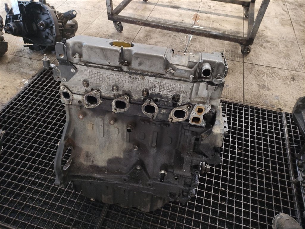 Opel Zafira A 2.0 DTI 16V fűzött blokk hengerfejjel  y20dth17h95209 2. kép