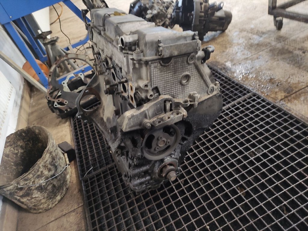 Opel Zafira A 2.0 DTI 16V fűzött blokk hengerfejjel  y20dth17h95209 3. kép