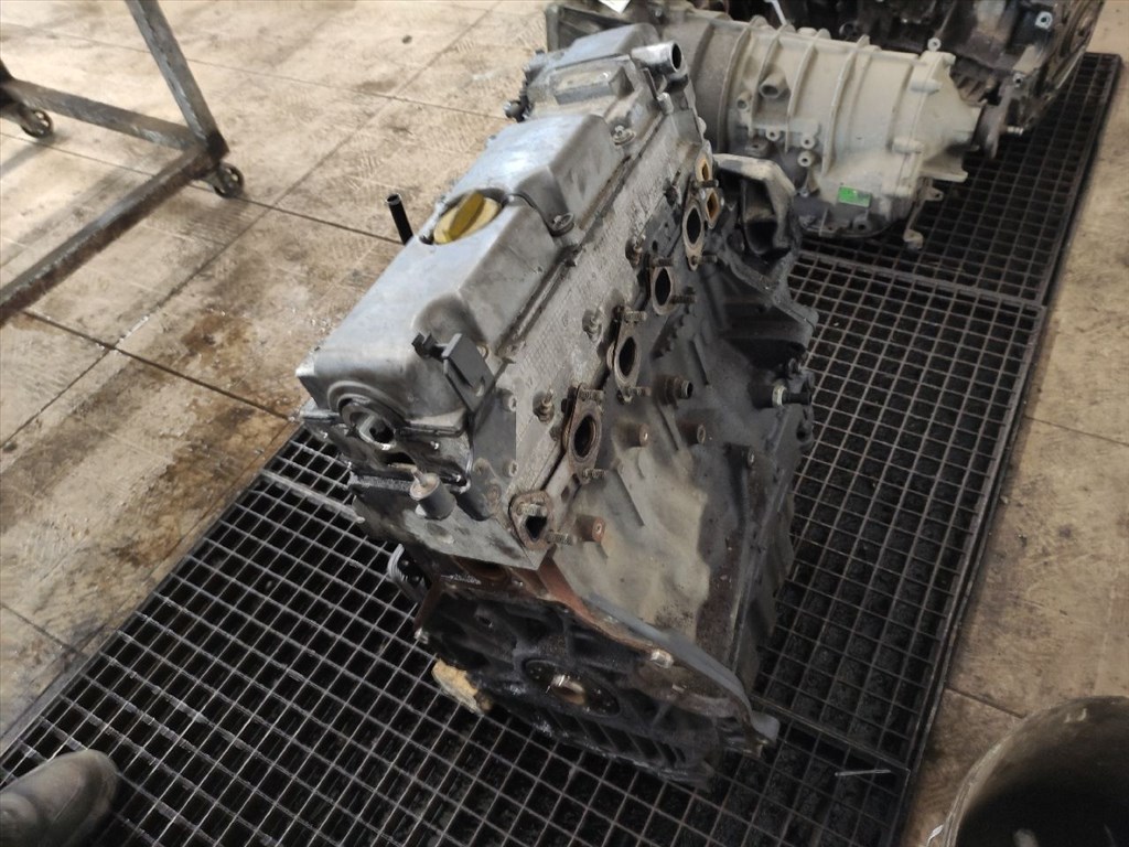 Opel Zafira A 2.0 DTI 16V fűzött blokk hengerfejjel  y20dth17h95209 5. kép