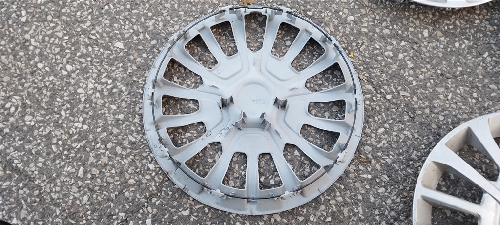 Toyota Proace 16" gyári dísztárcsa szett eladó! 9840190077 4. kép