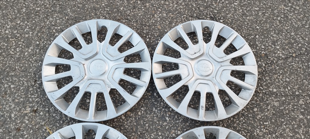 Toyota Proace 16" gyári dísztárcsa szett eladó! 9840190077 3. kép