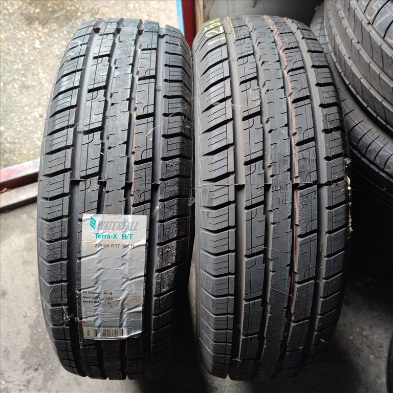 225/65 R17 ÚJ!! Waterfall négyévszakos gumi 30000ft a 2db/251/ 3. kép