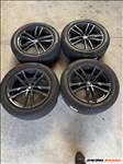  5x112 lyukosztású 19" újszerű (gyári felni) alufelni, rajta 245/50 újszerű Pirelli téli gumi 