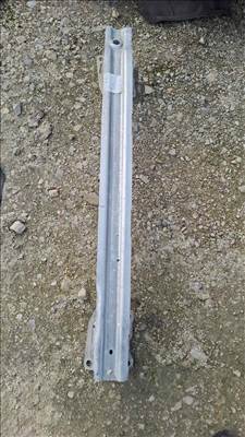 Audi A4 (B9) hátsó lökhárító merevítő 8W0 807 309 