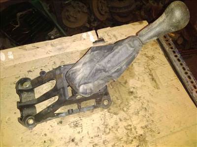 Suzuki Ignis 03-07 Váltó Kulissza