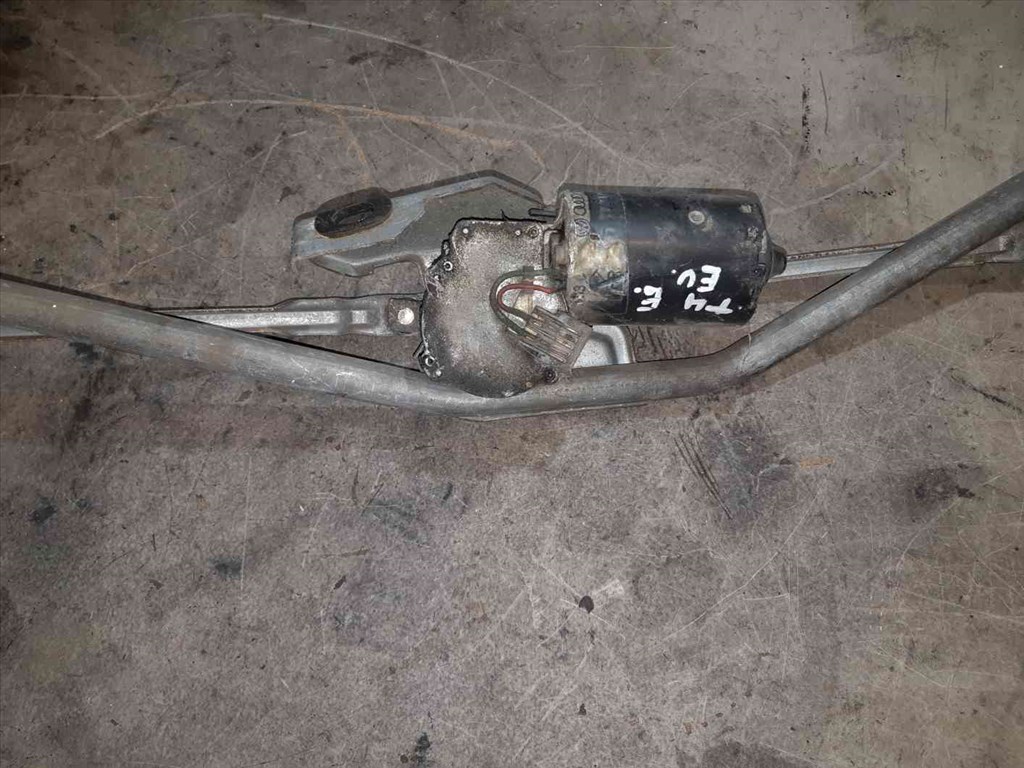 Volkswagen Transporter T4 91-03 Elsõ Ablaktörlõ Motor ቛõ Ablaktörlõ Mechanika 701955113 2. kép